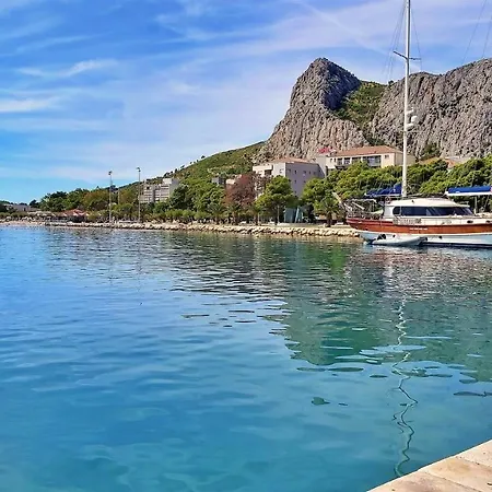 Διαμέρισμα Dada Omiš